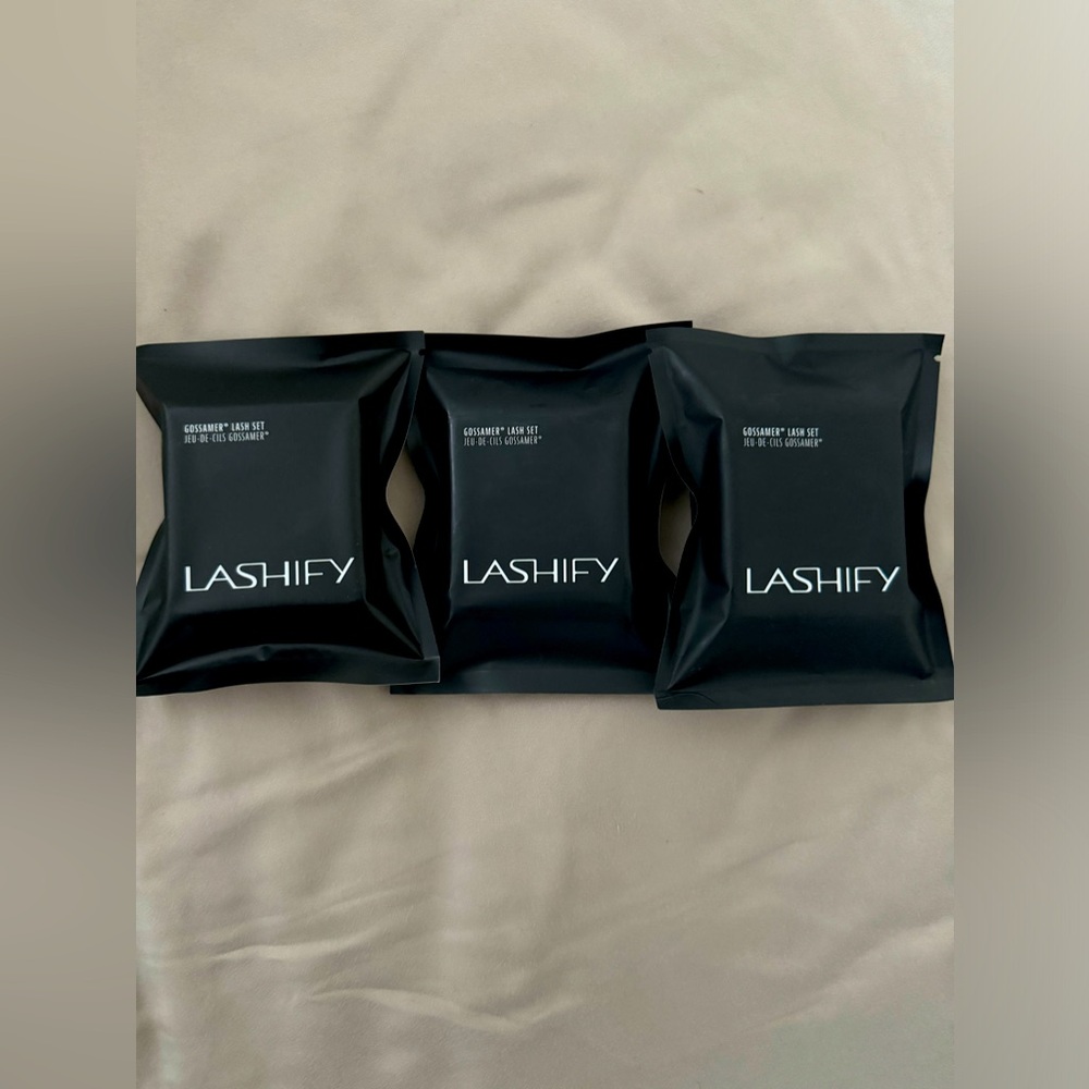 NEW In Sealed Packaging- 3 LASHIFY Gossamer Lash Sets  2packs D10 & 1 pack B12
